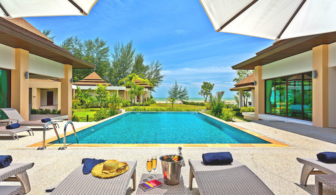 Family 2-Bedroom Villa with Private Pool